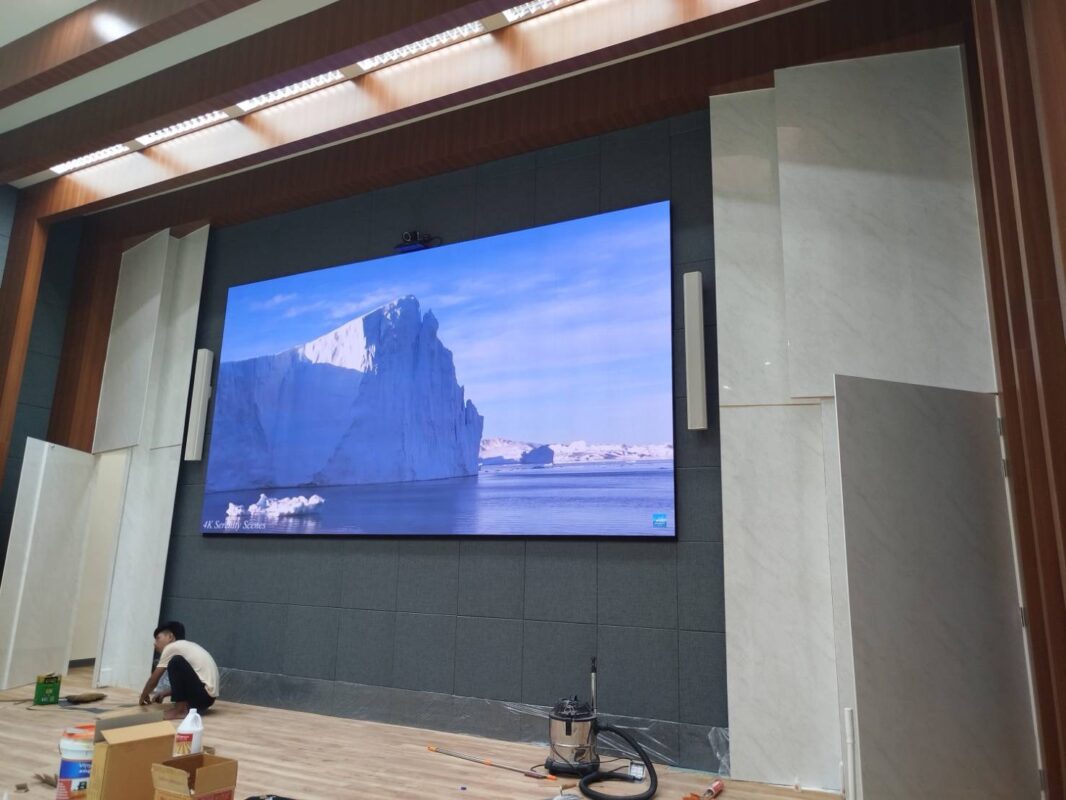 led full color display